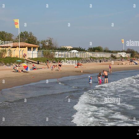 Camping Carabasse Vias Plage. Exterior foto
